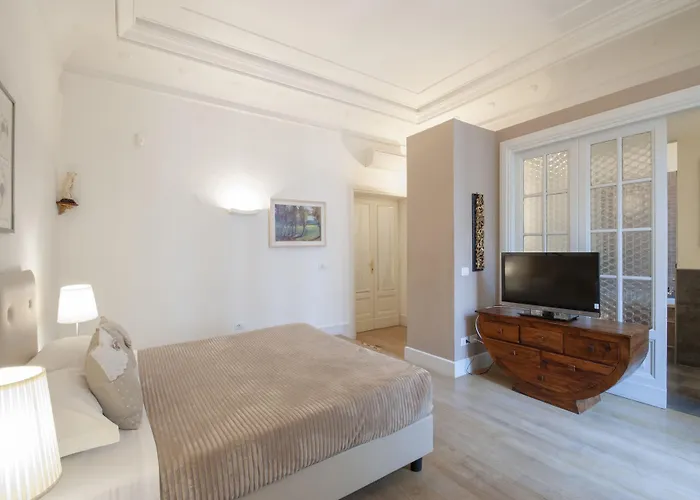Bea Luxury 4* רומא