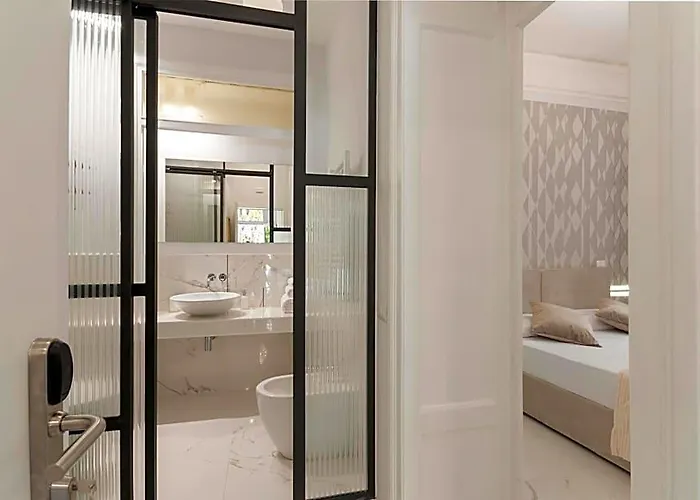 Bea Luxury