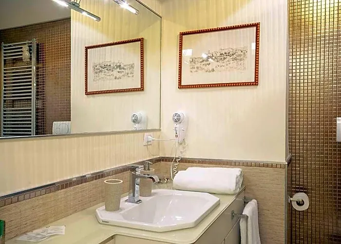 Bea Luxury בית הארחה 4*
